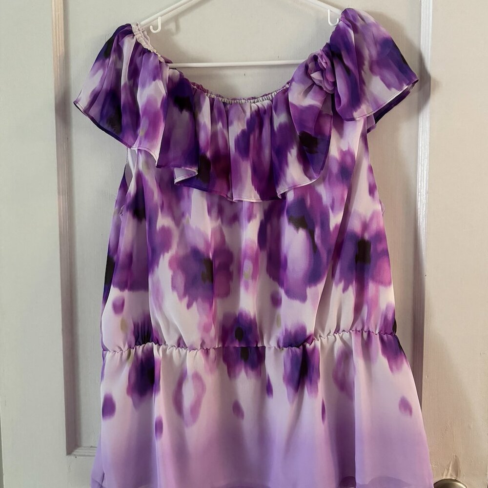 Jennifer Lopez Floral Off the Shoulder Ruffled Top